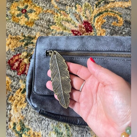 Stylish Grey Purse - Picture 11 of 11